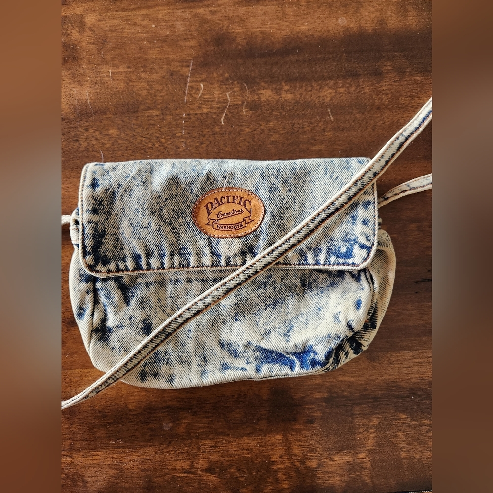Acid wash vintage retro Jean purse. Pacific connections